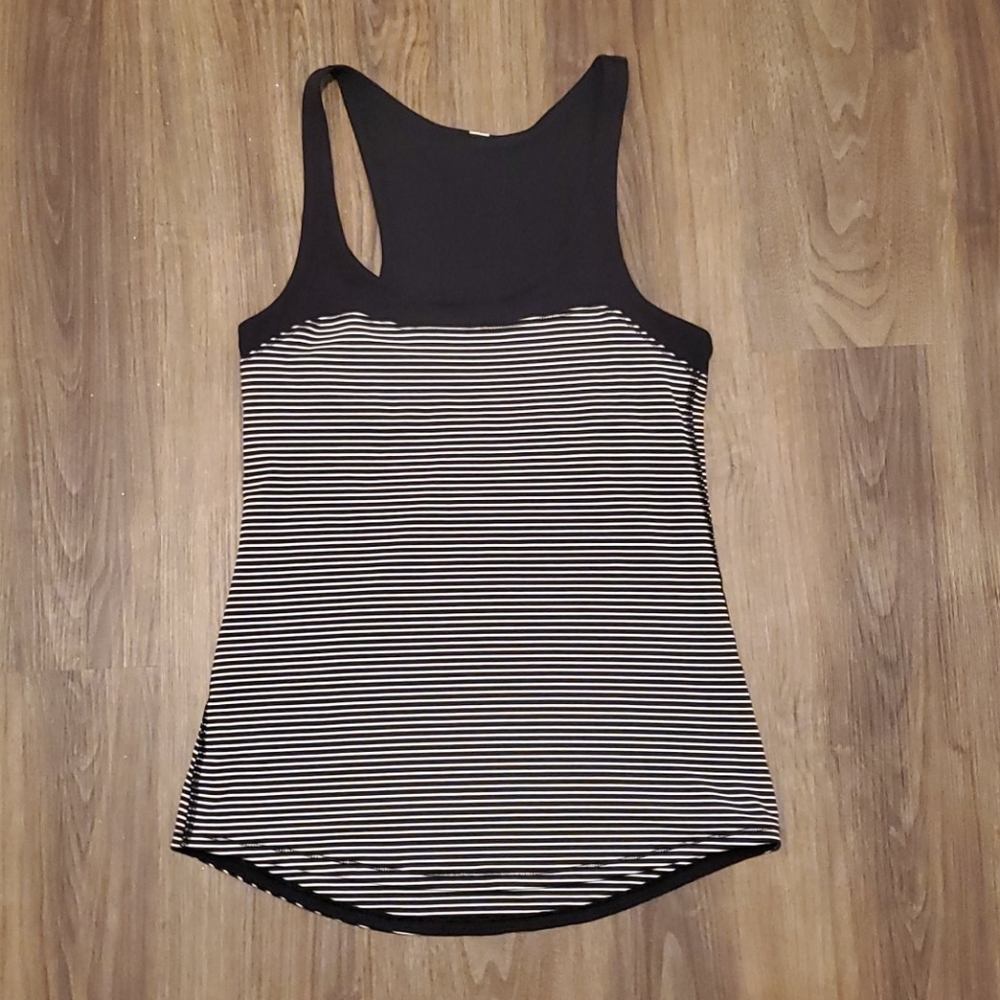 Lululemon tank top